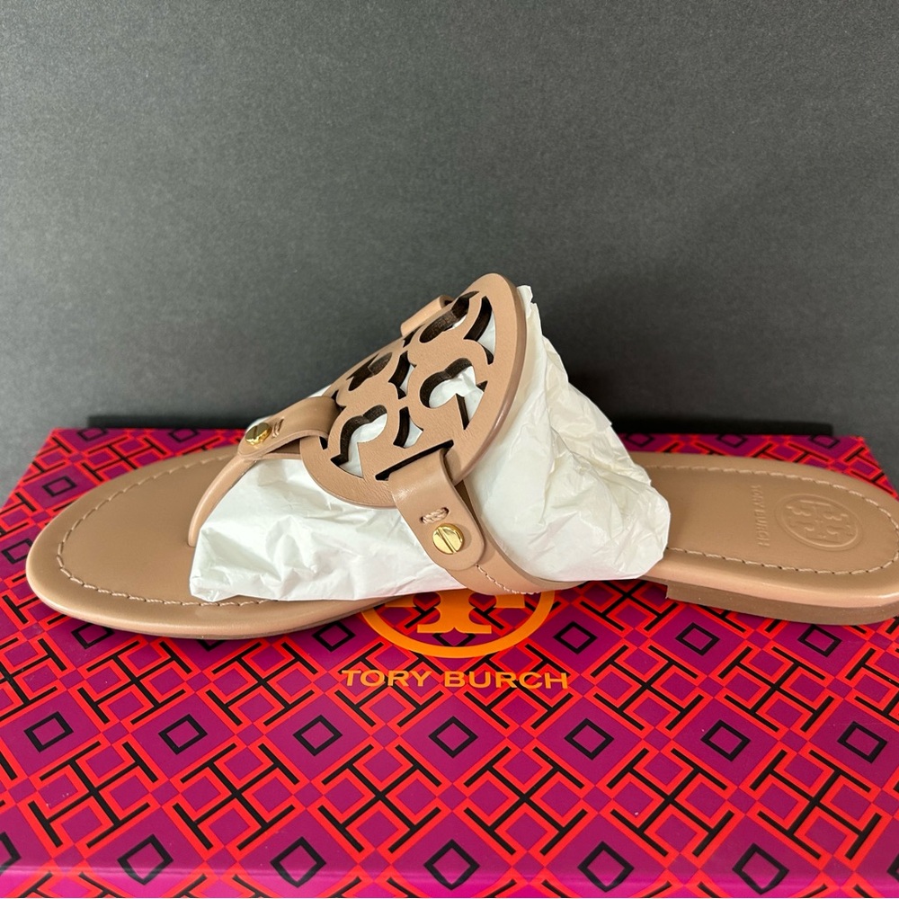 Tory Burch Miller Calfskin Leather Sandals Size 9.5 Light Makeup New In Box - Picture 2 of 7